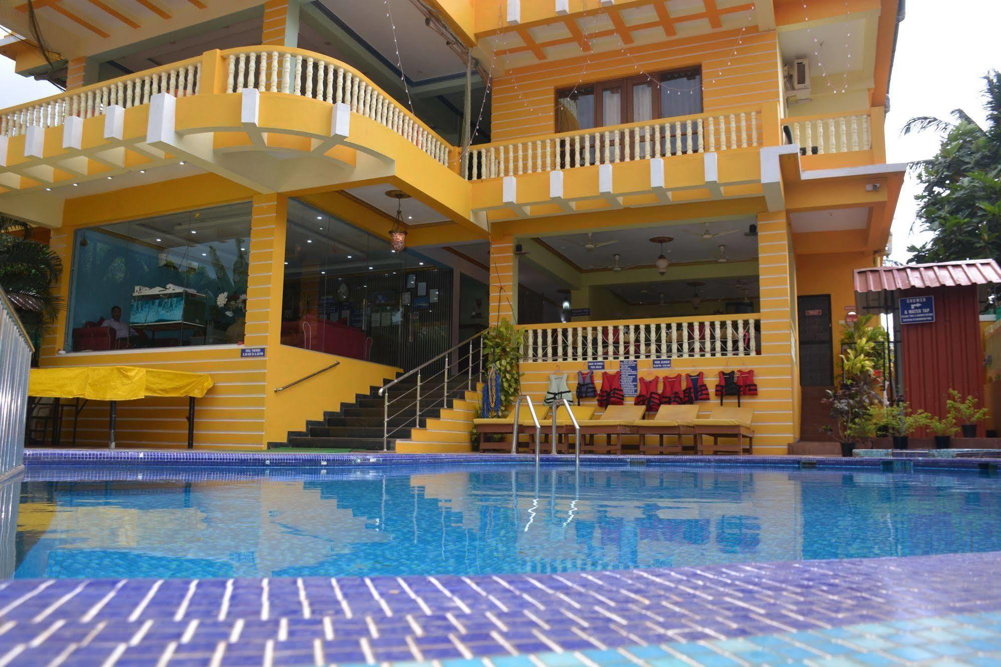 Rbr Suites Calangute Exteriér fotografie